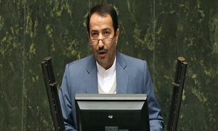 اتونشر/بانک مرکزی شرایط را برای تشکیل بازار متشکل ارزی مساعد ندید/ بازار ارز از آن هیجانات لحظه‌ای دور شده است