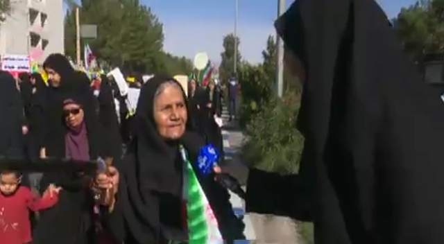 پیرزن بیرجندی ترامپ را تهدید کرد