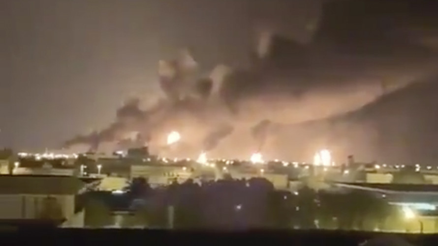 سایه عملیات پهپادی علیه آرامکو بر محاسبات خوش بینانه بن سلمان سایه عملیات پهپادی علیه آرامکو بر محاسبات خوش بینانه بن سلمان