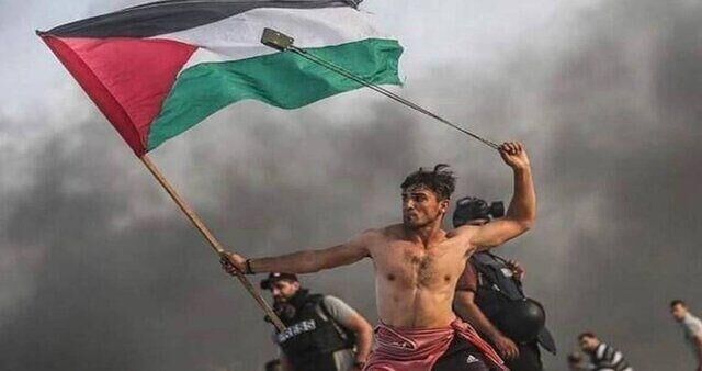 تصویر تظاهرکننده فلسطینی به عنوان عکس برتر ۲۰۱۹ گاردین انتخاب شد +عکس