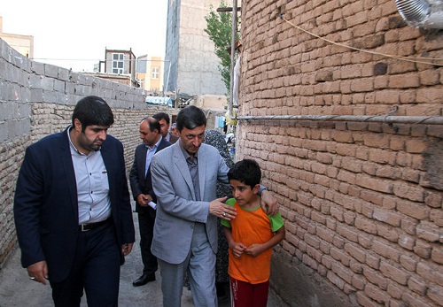 واگذاری ١٢٠ هکتار از زمین‌های مصادره شده توسط خاندان پهلوی به مالکان مازندرانی/ تسریع در روند واگذاری اسناد علوی به مردم