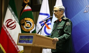 سرلشکر باقری: جوان‌گرایی و جانشین‌پروری یکی از مطالبات اصلی رهبر انقلاب است