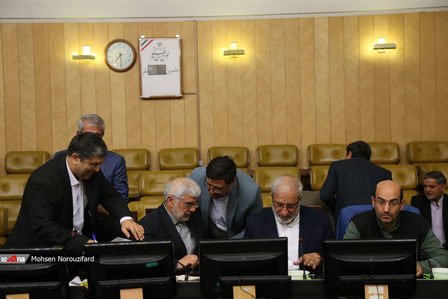 نشست فراکسیون «نمایندگان ولایی» مجلس برگزار شد نشست فراکسیون «نمایندگان ولایی» مجلس برگزار شد