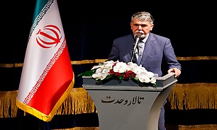 فضای مجازی دچار آشفتگی در حوزه ادبیات زبان فارسی شده است