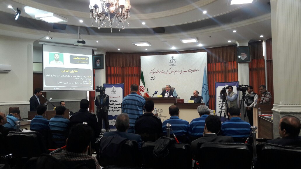 محاکمه متهمی که همدستانش او را سر باند می‌شناختند/ نماینده دادستان: ارتباط متهم خالقی با اتباع بیگانه احراز شده است