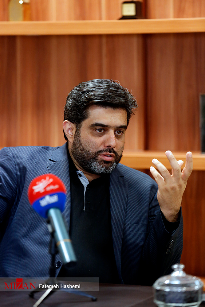 جشنواره موسیقی فجر در ارائه هویت خود دچار مشکل است/رفتار خوانندگان در زمان برگزاری کنسرت کاملاً رصد می‌شود/اجرای خوانندگان در ماه محرم و صفر در خارج از کشور مرکز توجه دفتر موسیقی است/«کنسرت‌های خیابانی» هنوز وجاهت قانونی ندارند/////////////////////یکشنبه