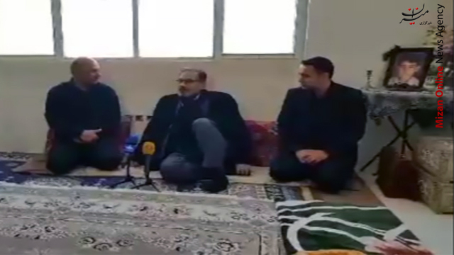 دیدار دبیر شورای عالی امنیت ملی با خانوادهی جان باختگان حوداث اخیر دیدار دبیر شورای عالی امنیت ملی با خانوادهی جان باختگان حوداث اخیر