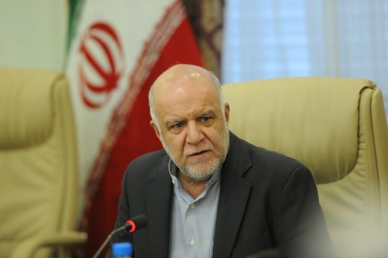 برنامه‌ای برای افزایش قیمت گازوئیل نداریم/ سهمیه‌بندی بنزین تاثیری در قاچاق ندارد
