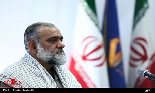 مقاومت با وجود مشکلات فراوانی که دارند با تمام وجود پای انقلاب ایستادهاند مقاومت با وجود مشکلات فراوانی که دارند با تمام وجود پای انقلاب ایستادهاند