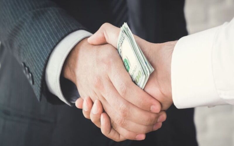 نقش آمریکا در بروز معضل