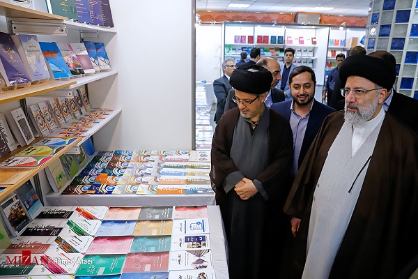 باید جایگاهی برای شنیدن نقد علمیِ اقدامات دستگاه قضایی توسط علما، دانشمندان، فق‌ها و حقوقدانان فراهم شود/ آراء دادگاه‌ها باید در منظر و نگاه حقوقدانان و صاحبان اندیشه قرار گیرد