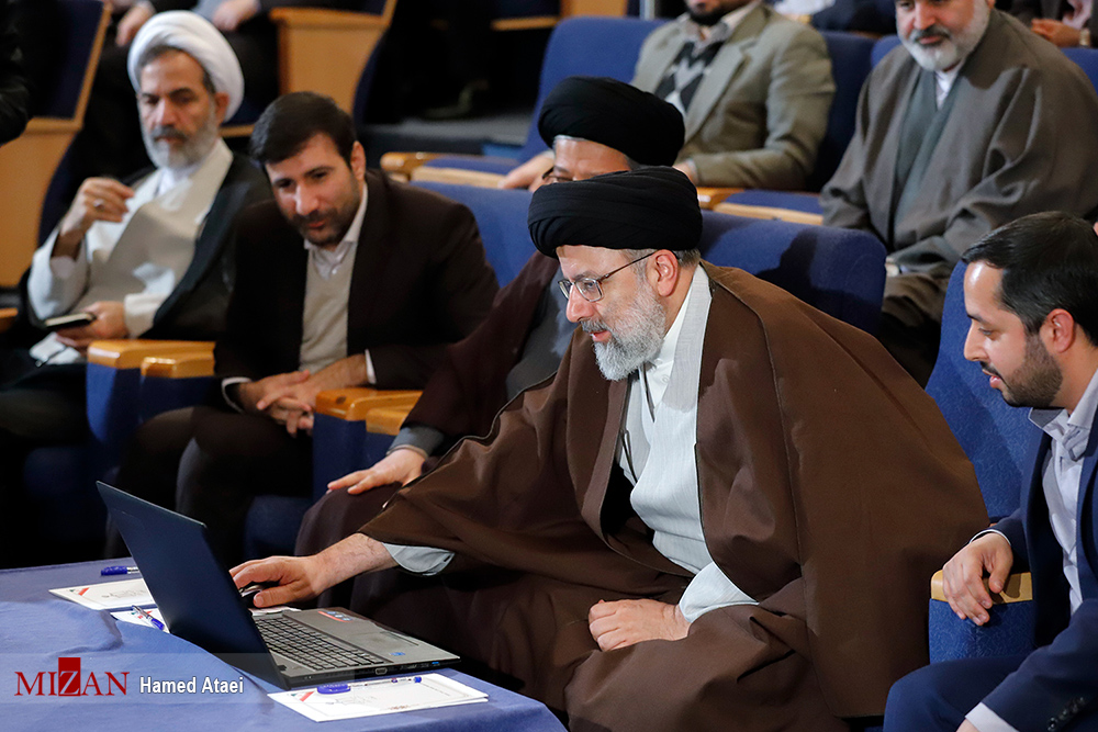 آیت‌الله رئیسی از «سامانه ایده» رونمایی کرد