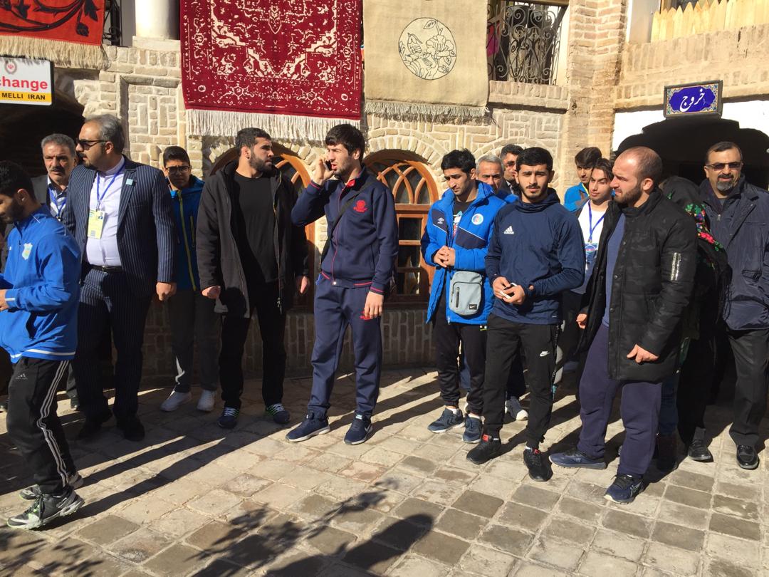 بازدید تیمهای خارجی از اماکن دیدنی شهر بجنورد+ عکس بازدید تیمهای خارجی از اماکن دیدنی شهر بجنورد+ عکس