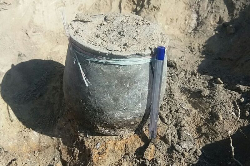 ظرف سفالی مربوط به هزاره سوم در فاروج کشف شد ظرف سفالی مربوط به هزاره سوم در فاروج کشف شد