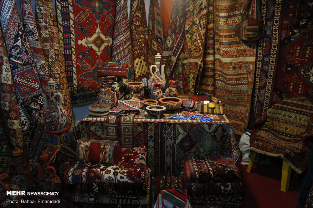 تصاویری از پنجمین نمایشگاه صنایع دستی هرمزگان تصاویری از پنجمین نمایشگاه صنایع دستی هرمزگان