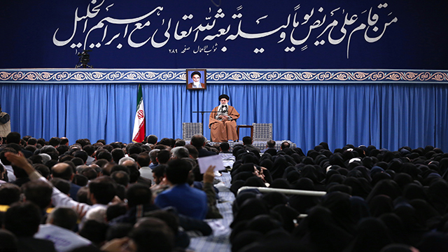 آمریکا انتقام نابودی داعش را از حشدالشعبی عراق میگیرد/ مردم مطالبات بهحقی دارند آمریکا انتقام نابودی داعش را از حشدالشعبی عراق میگیرد/ مردم مطالبات بهحقی دارند