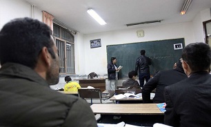 آموزش بزرگسالان کلید خورد