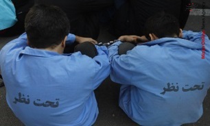 دلالان دارو دستگیر شدند