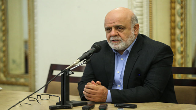 سفیر ایران در عراق گفت:برخی از پیکرهای شهدا شناسایی شده است. سفیر ایران در عراق گفت:برخی از پیکرهای شهدا شناسایی شده است.
