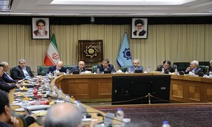 ثبات بازار ارز از قیمت آن مهمتر است ثبات بازار ارز از قیمت آن مهمتر است