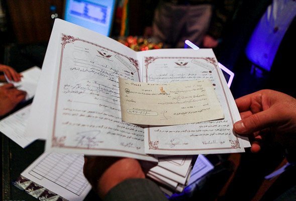 عروس و داماد یزدی یک محکوم غیرعمد را آزاد کردند