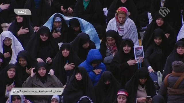 مداحی سید رضا نریمانی در نماز جمعه برای حاج قاسم