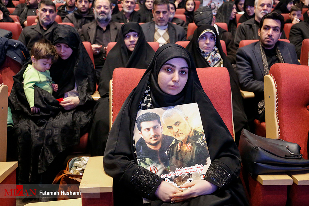 کنگره «عقیق سلیمانی» در تهران برگزار شد کنگره «عقیق سلیمانی» در تهران برگزار شد