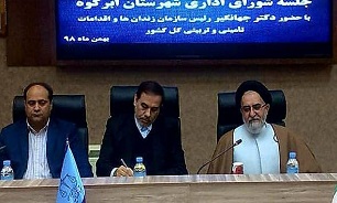 شاهد کاهش روند جمعیت کیفری هستیم/ در شهرستان ابرکوه میزان متهمین نسبت به میانگین کشوری پایین‌تر است