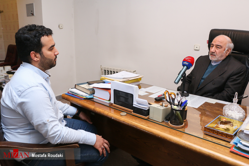جواد منصوری