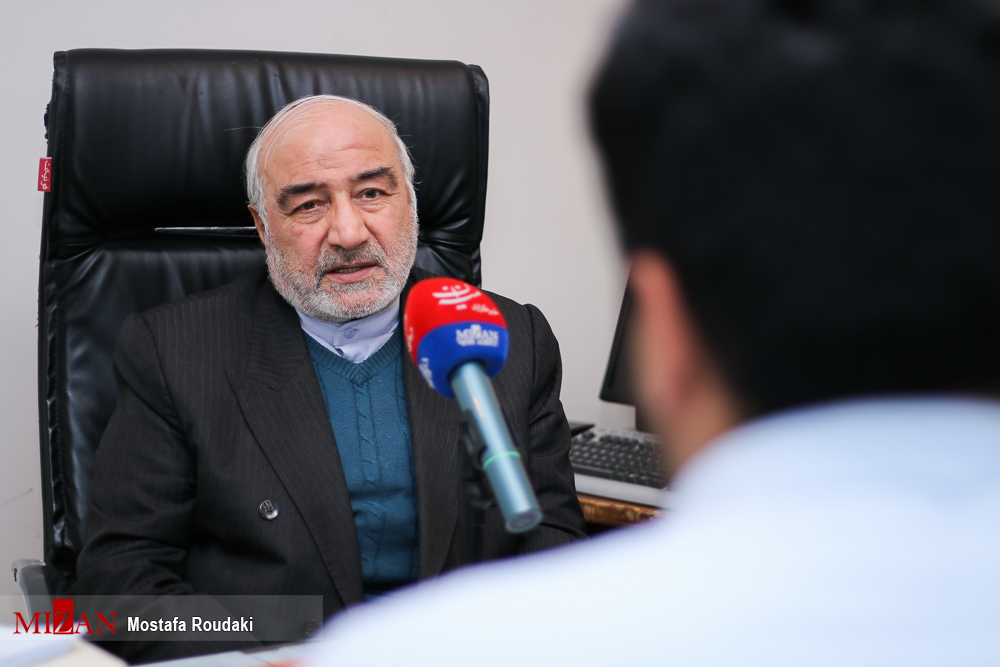 جواد منصوری