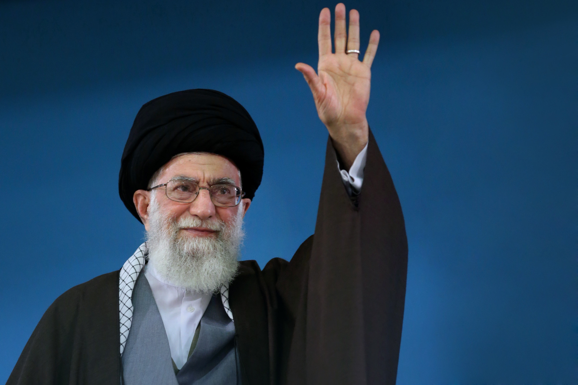 شرکت در انتخابات آبروی نظام جمهوری اسلامی است، آبروی اسلام است، آبروی ملّت ایران است شرکت در انتخابات آبروی نظام جمهوری اسلامی است، آبروی اسلام است، آبروی ملّت ایران است