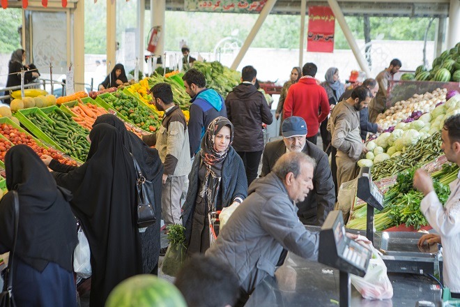 تأثیر مستقیم ۲۴۵ میدان و بازار میوه و تره بار تهران بر آرامش بازار/هیچ کمبودی در میادین میوه و تره بار نداریم