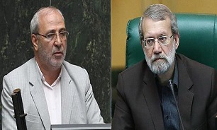 حاجی دلیگانی: حقوق ۲۴ میلیونی یکی از مدیران مجلس به شأن قوه مقننه آسیب می‌زند