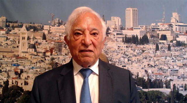 اعتراف صهیونیست افراطی به نابودی اسرائیل با انداختن تف اعتراف صهیونیست افراطی به نابودی اسرائیل با انداختن تف