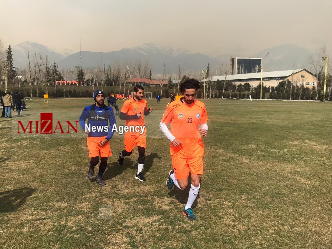 ///بماند////برگزاری تمرین استقلال با حضور رسانهها و مهمانان ویژه + عکس ///بماند////برگزاری تمرین استقلال با حضور رسانهها و مهمانان ویژه + عکس