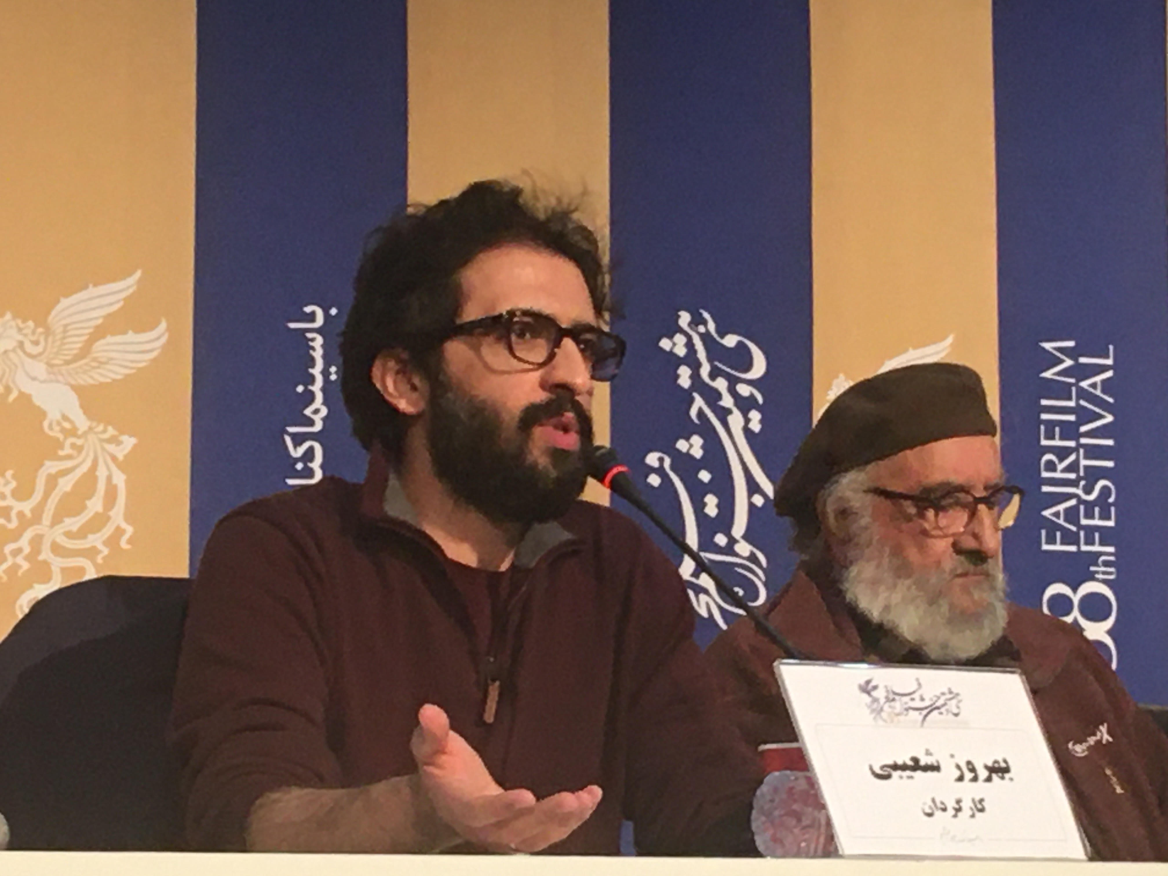 حضور داریوش ارجمند در کاخ رسانه جشنواره فیلم فجر ۳۸/اکران فیلمی متفاوت از بهروز شعیبی حضور داریوش ارجمند در کاخ رسانه جشنواره فیلم فجر ۳۸/اکران فیلمی متفاوت از بهروز شعیبی