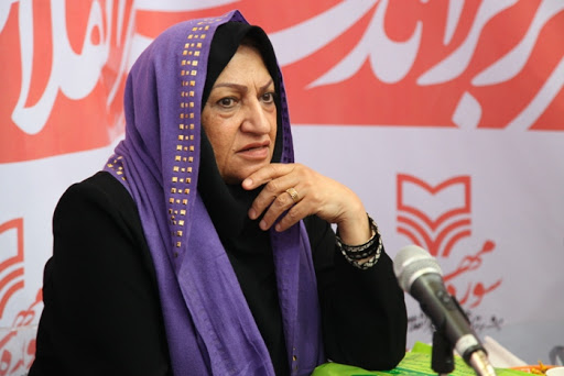 «بانوی آبیها» الگویی موثر برای دختران جویای نام است/ عنصر خیال همواره در آثارم وجود دارد «بانوی آبیها» الگویی موثر برای دختران جویای نام است/ عنصر خیال همواره در آثارم وجود دارد