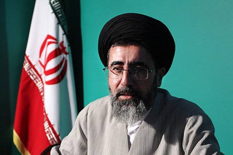 یک جریان خاص قصد تطهیر فتنه گران را دارد/ این همه سینه چاکی مدیرمسئول روزنامه اطلاعات برای یکی از سران فتنه تعجب برانگیز است/ دستور قضایی دادستانی به مثابه قانون است