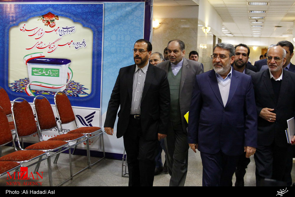 ثبتنام از داوطلبان مجلس خبرگان رهبری آغاز شد/ تاکنون چه کسانی به وزارت کشور آمده اند؟+تصاویر ثبتنام از داوطلبان مجلس خبرگان رهبری آغاز شد/ تاکنون چه کسانی به وزارت کشور آمده اند؟+تصاویر