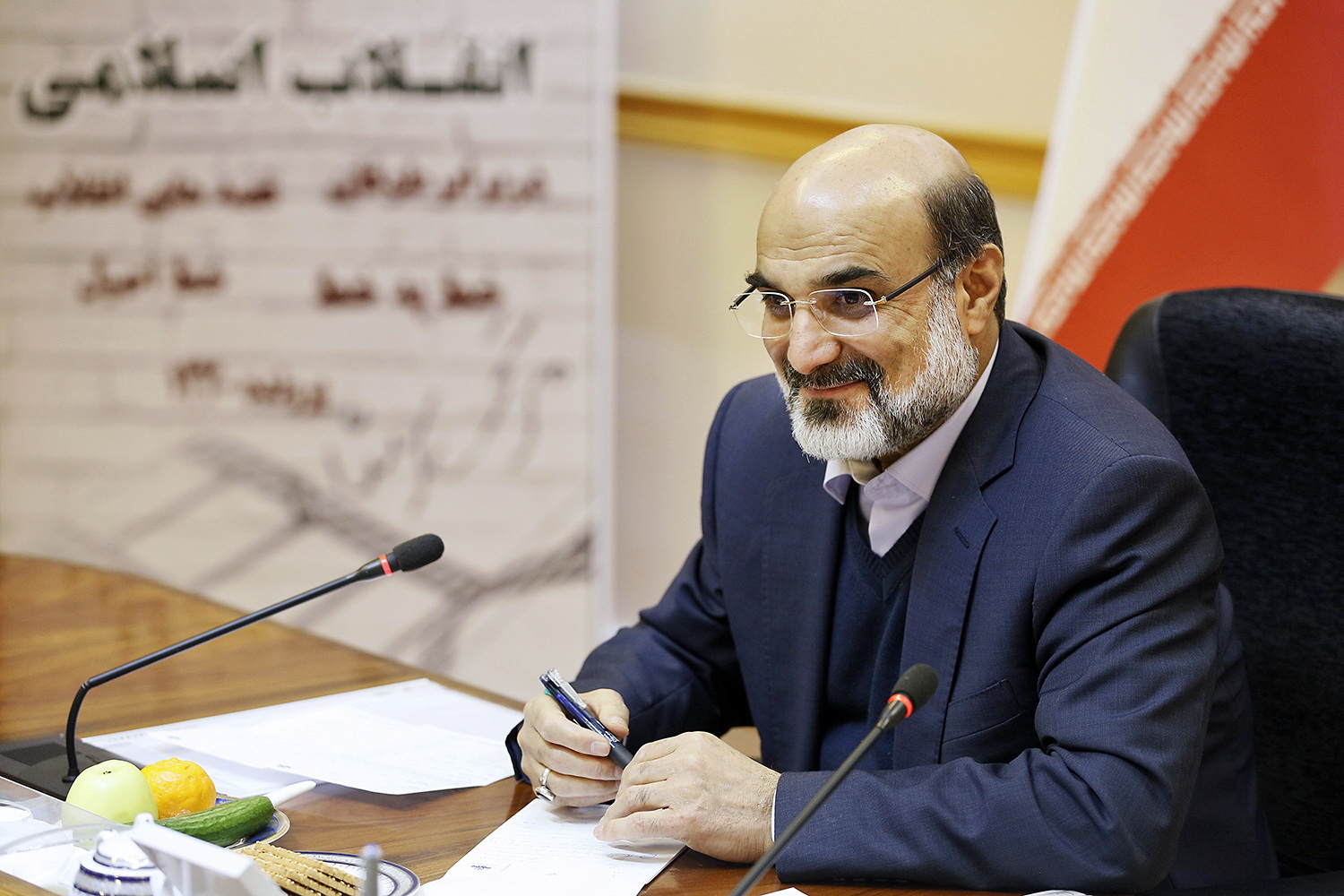 پیام تبریک رئیس رسانه ملی به مناسبت روز خبرنگار / قدردانی از چشمان بینا و بصیر مردم