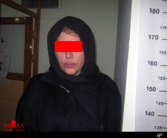 زورگیریهای دو خانم کنار دستگاههای خودپرداز+ عکس زورگیریهای دو خانم کنار دستگاههای خودپرداز+ عکس