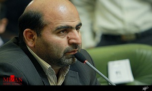 اقدام به خودسوزی فردی در راهروی شورای شهر تهران