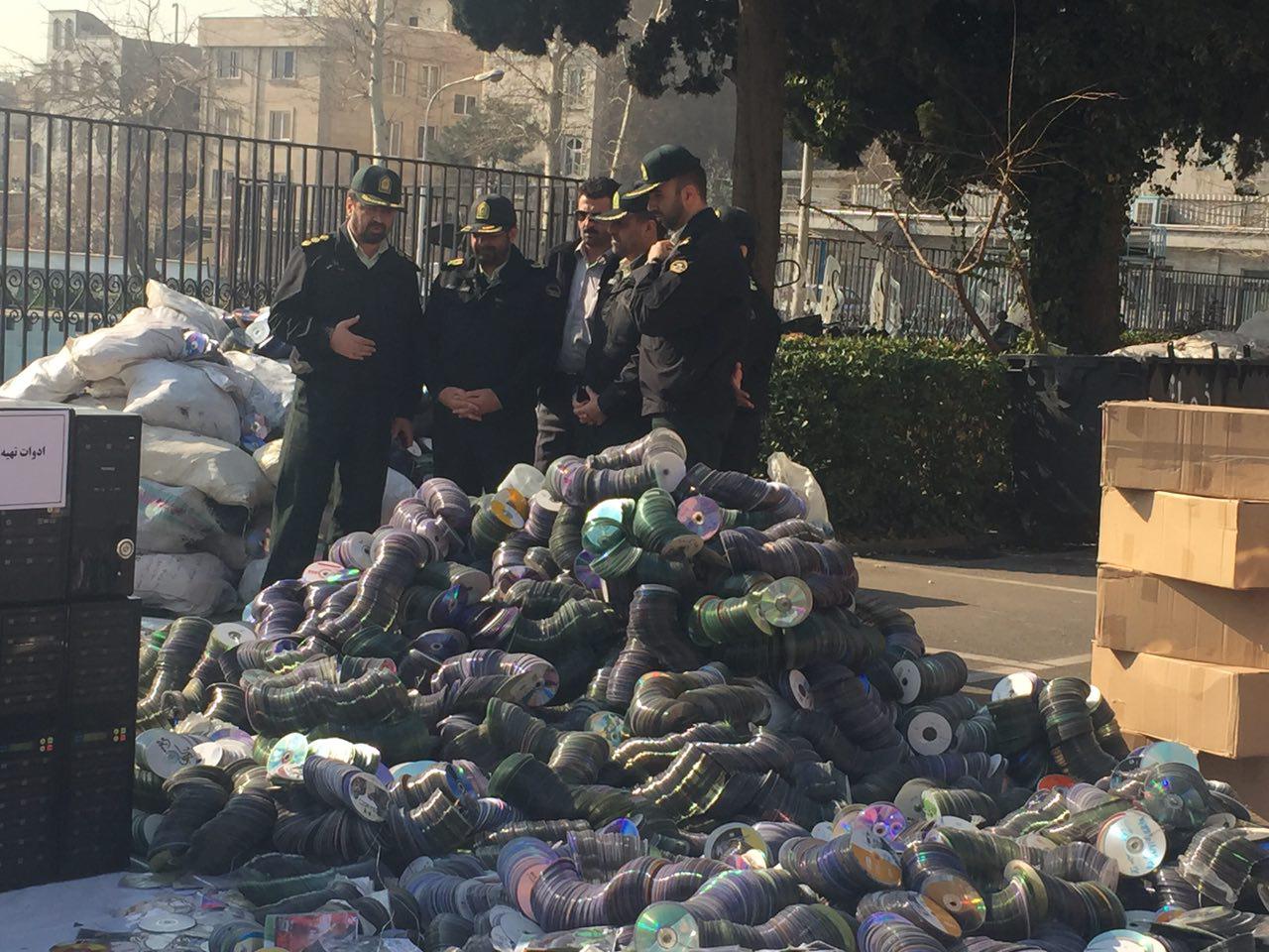 جمع آوری و امحا محصولات مخرب فرهنگی