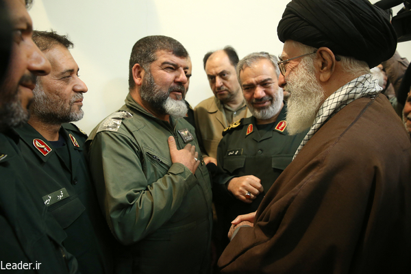 گزینههای روی میز زیر پای سربازان خدا!/ شجاعان مؤمنی که مثَل شدند گزینههای روی میز زیر پای سربازان خدا!/ شجاعان مؤمنی که مثَل شدند