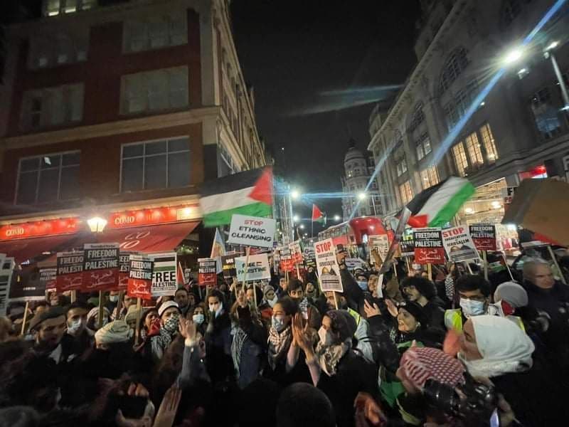 مجروح شدن صدها فلسطینی در پی خشونت نظامیان صهیونیستی مجروح شدن صدها فلسطینی در پی خشونت نظامیان صهیونیستی