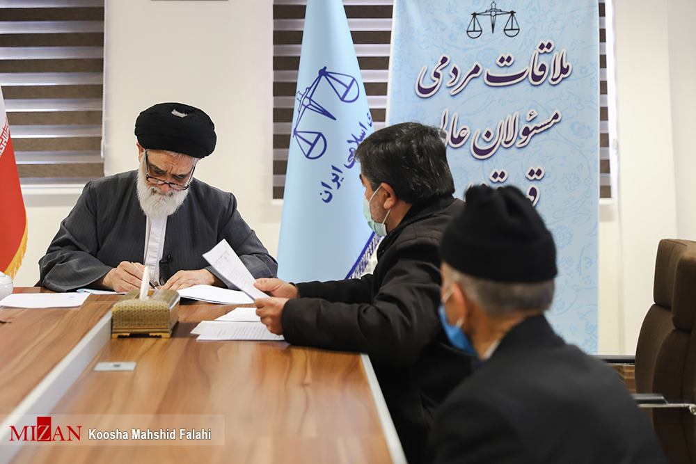 رئیس دیوان عالی کشور از مرکز ارتباطات مردمی قوه قضاییه بازدید کرد رئیس دیوان عالی کشور از مرکز ارتباطات مردمی قوه قضاییه بازدید کرد
