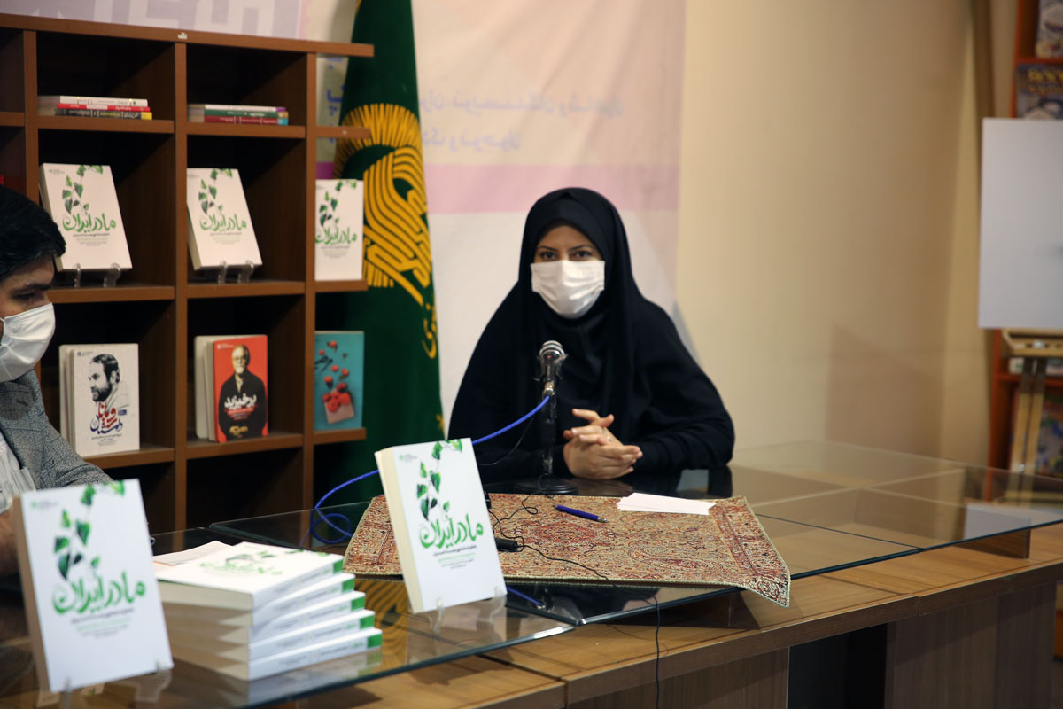 حسینی: «مادر ایران»؛ روایت‌های واقعی از یک زن قهرمان است/ سرخوردگی از قهرمان‌های دست‌نیافتنی