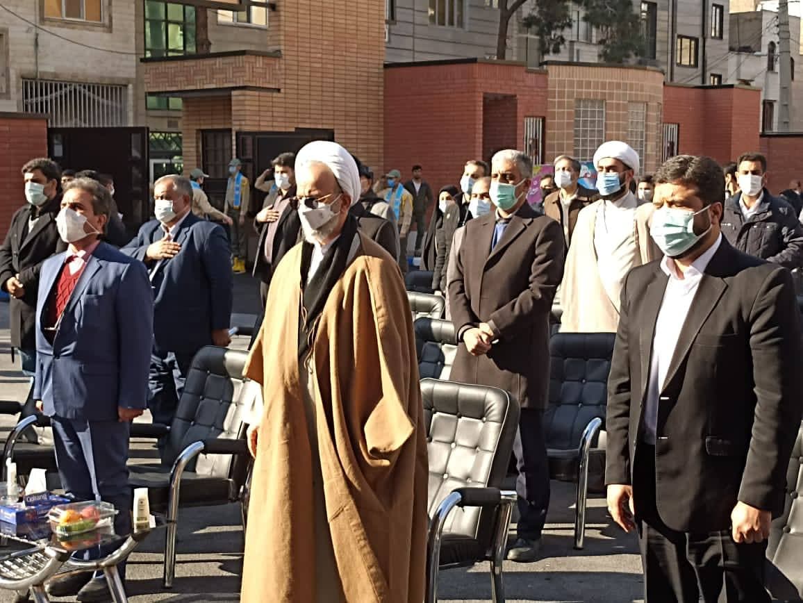 مدرسه خیرساز امام جواد (ع) ری توسط معاون استاندار تهران افتتاح شد مدرسه خیرساز امام جواد (ع) ری توسط معاون استاندار تهران افتتاح شد