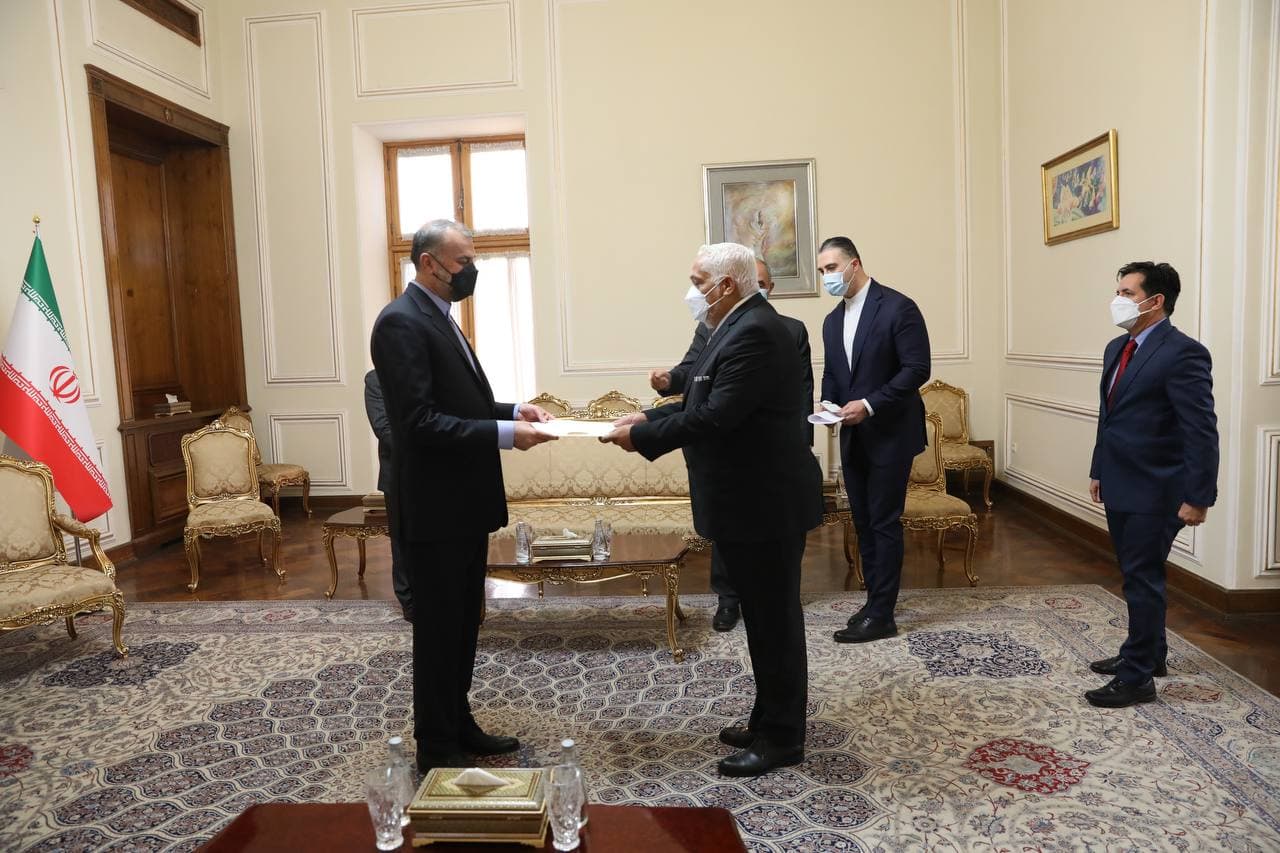 سفیر جدید جمهوری کوبا در ایران با امیرعبداللهیان دیدار کرد سفیر جدید جمهوری کوبا در ایران با امیرعبداللهیان دیدار کرد
