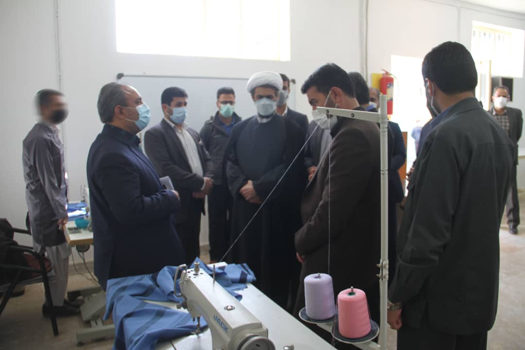 کارگاه مینا کاری و خیاطی برای اشتغال زندان رای باز زاهدان افتتاح شد کارگاه مینا کاری و خیاطی برای اشتغال زندان رای باز زاهدان افتتاح شد